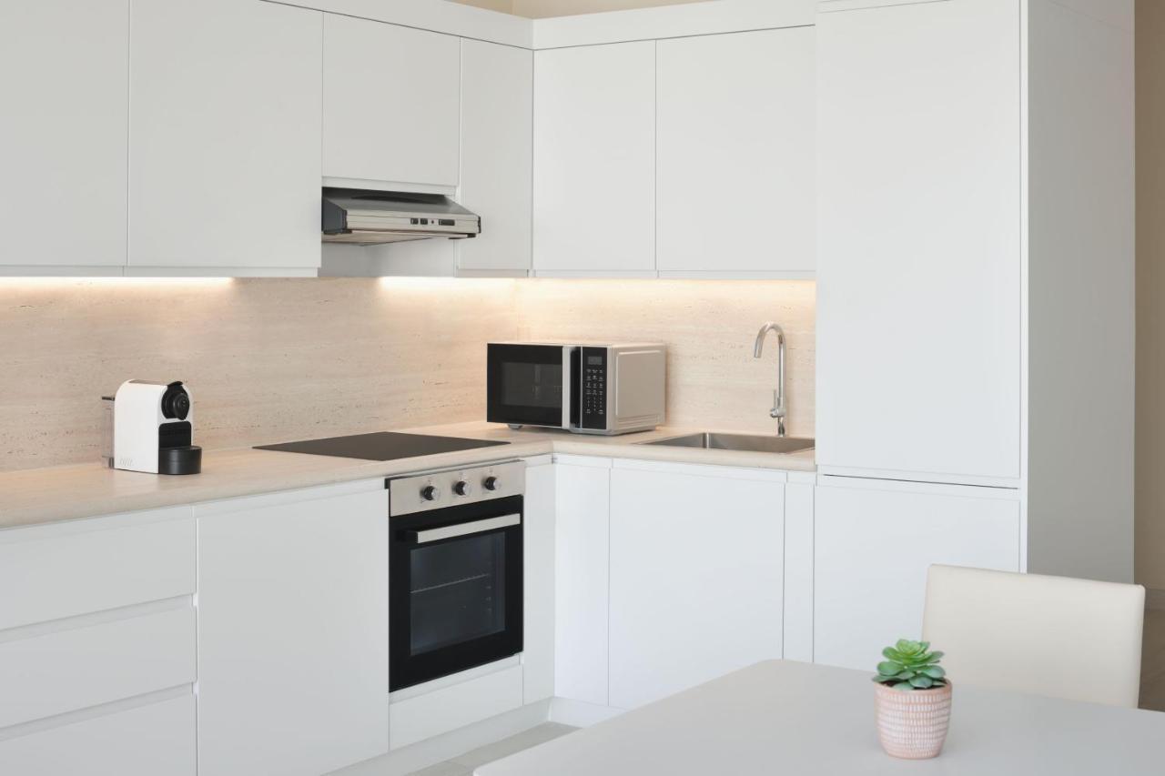 Element By Westin West Bay Doha Hotel Kültér fotó A modern kitchen