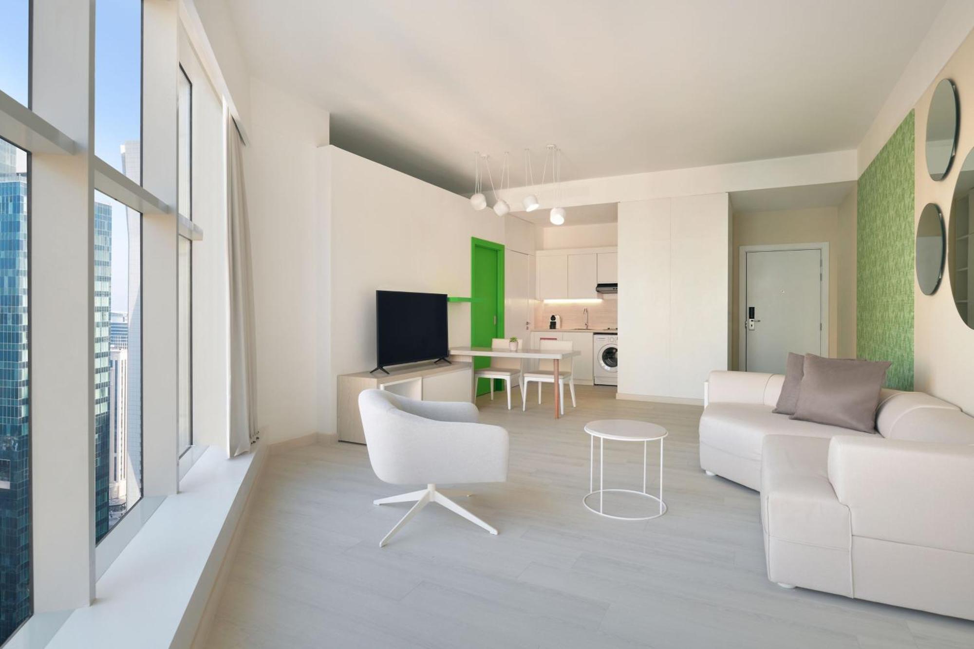 Element By Westin West Bay Doha Hotel Kültér fotó Interior of a typical apartment